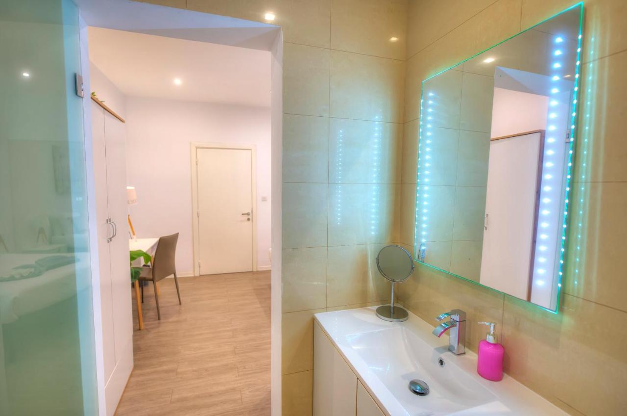 Spacious 4 Bedrooms With Sea View Balcony Goslm-3 슬리에마 외부 사진