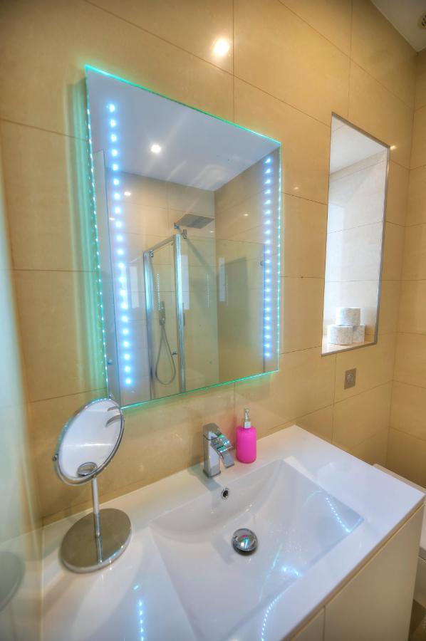 Spacious 4 Bedrooms With Sea View Balcony Goslm-3 슬리에마 외부 사진